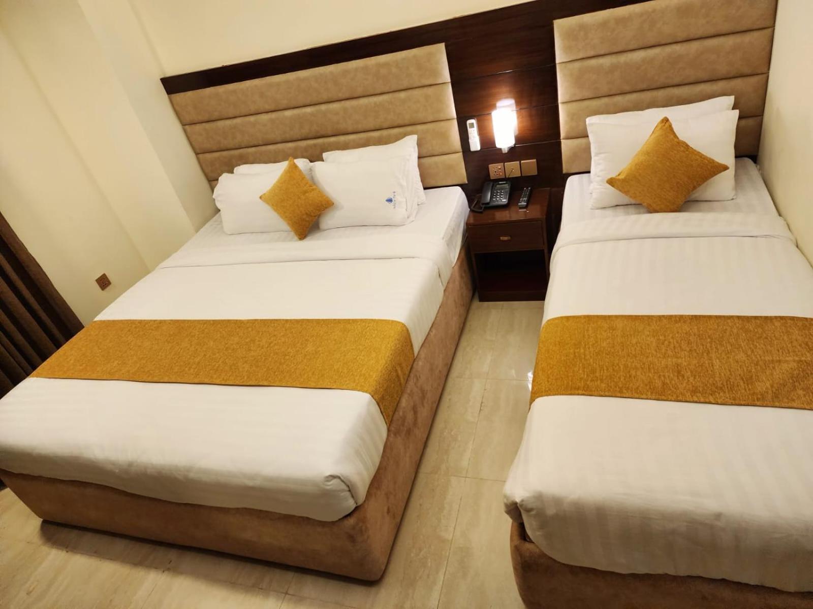 White Park Hotel & Suites Chittagong Extérieur photo